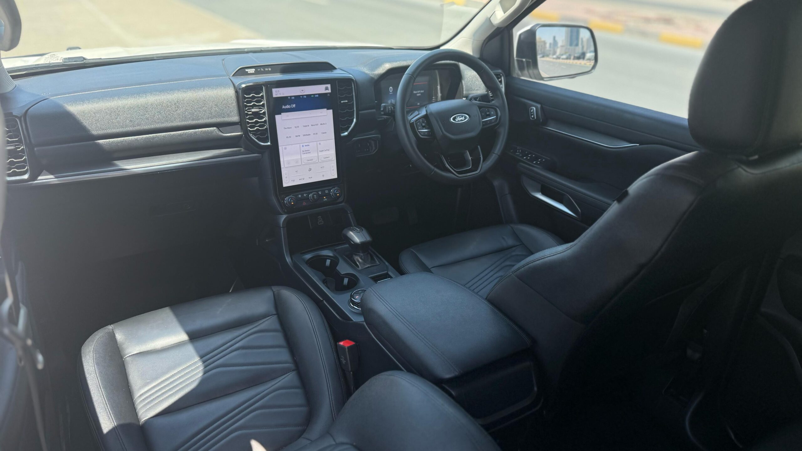 
								Ford Everest trend 2024 full									